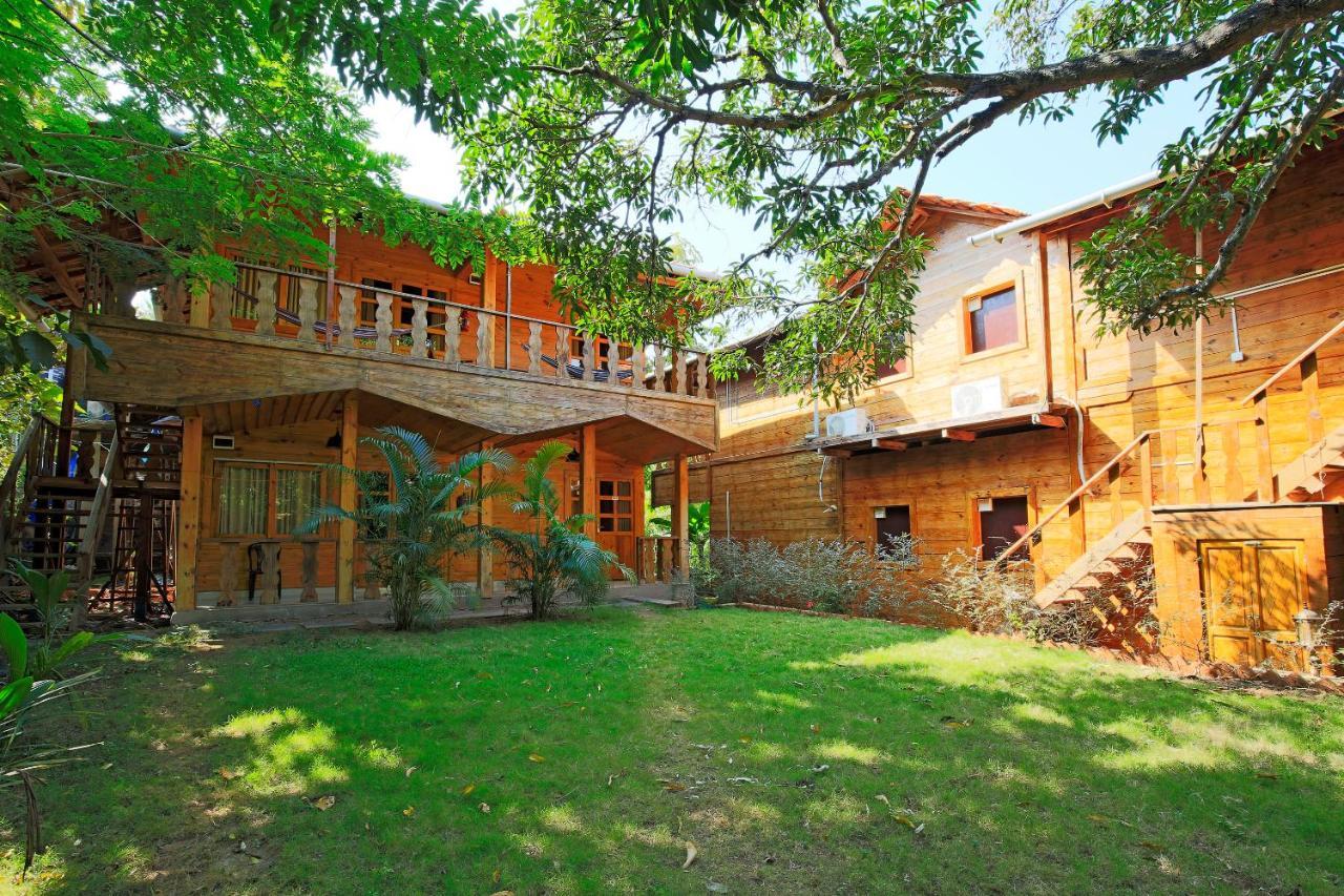 Brushwood Villa- Cottages And Bar Palolem Exteriör bild