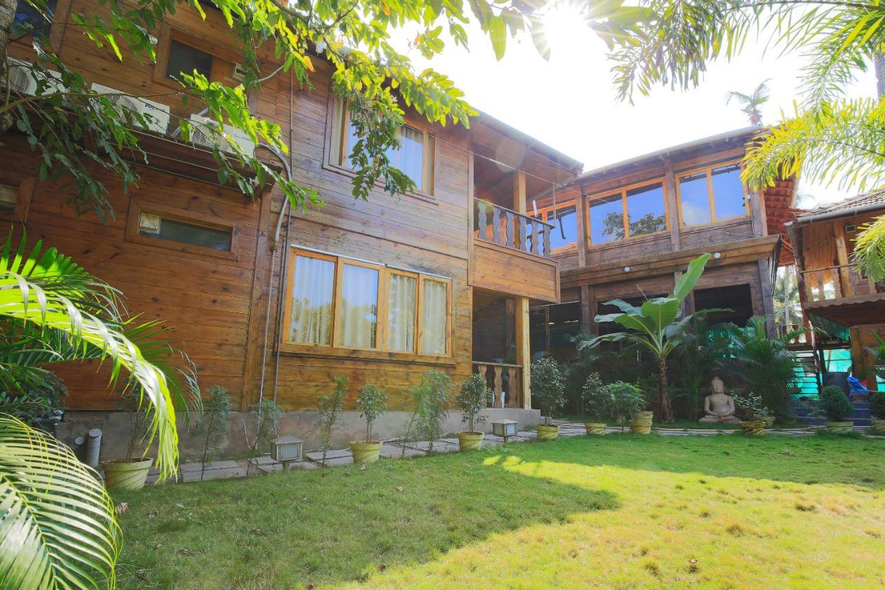 Brushwood Villa- Cottages And Bar Palolem Exteriör bild